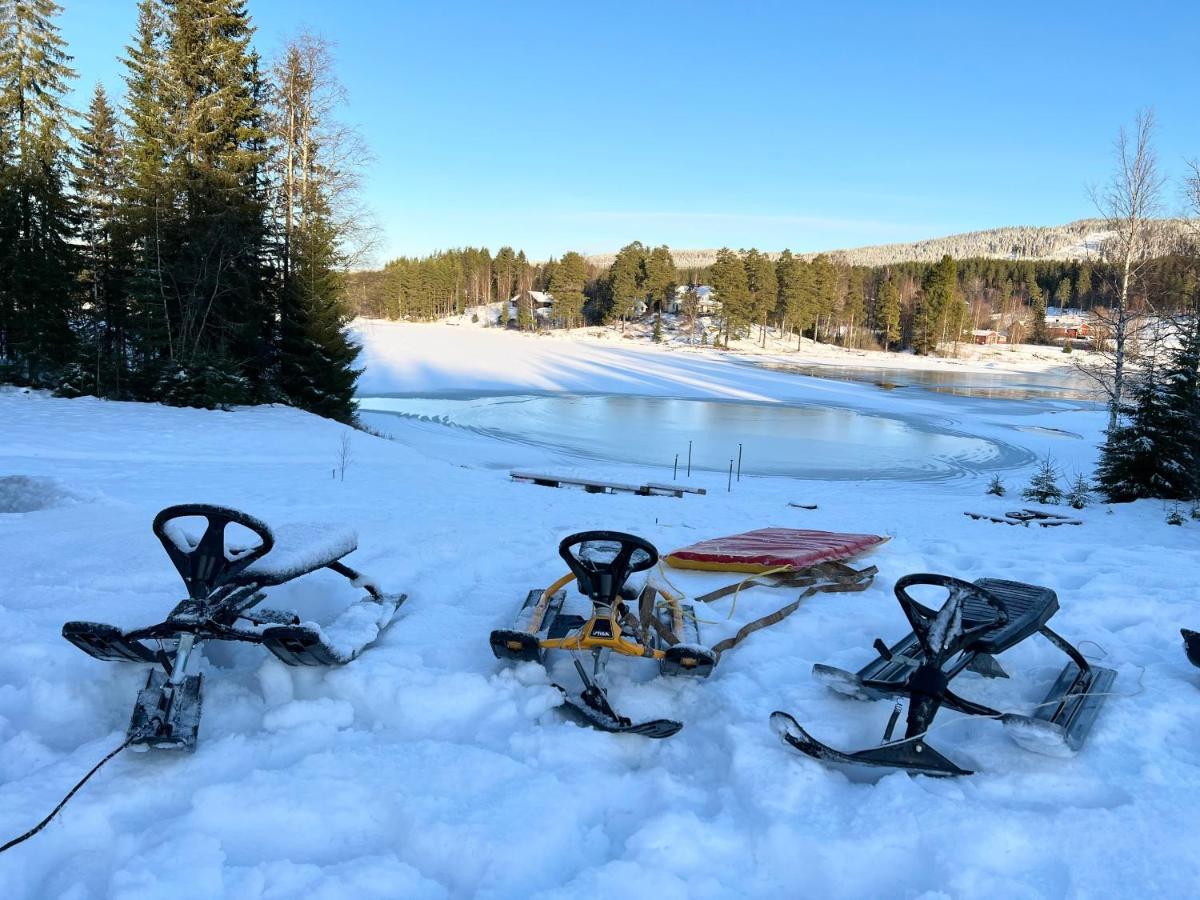 Villa Granhede -Sjoelaege Med Badtunna, Eldstad Med Mera Torsby Eksteriør bilde
