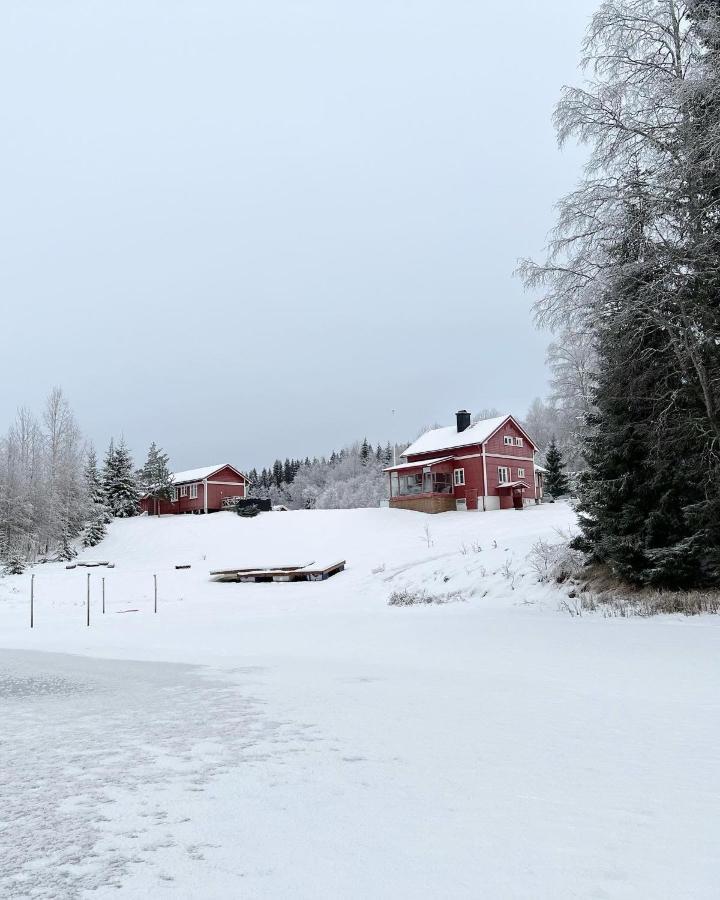 Villa Granhede -Sjoelaege Med Badtunna, Eldstad Med Mera Torsby Eksteriør bilde